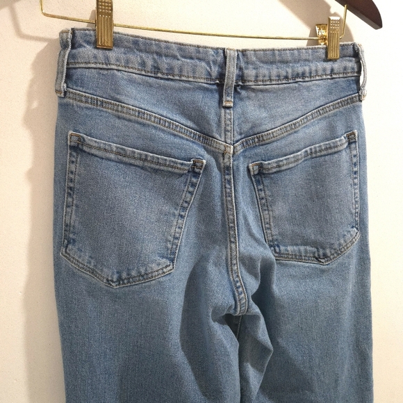 Old Navy | Classic Blue Distressed Women's Straight Leg Jean - Picture 9 of 12